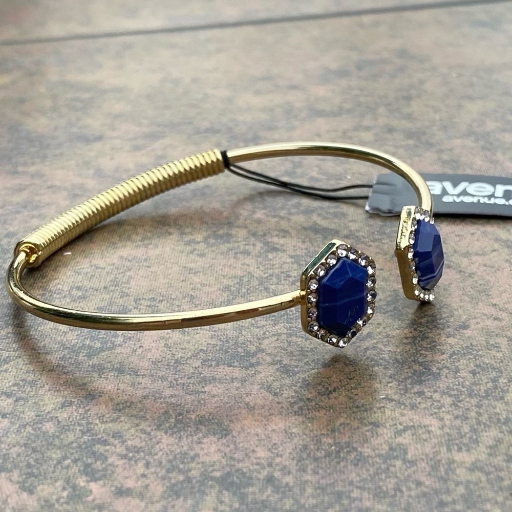 NWT AVENUE GOLD TONE WITH BLUE AND GLASS STONES BRACELET CUFF
